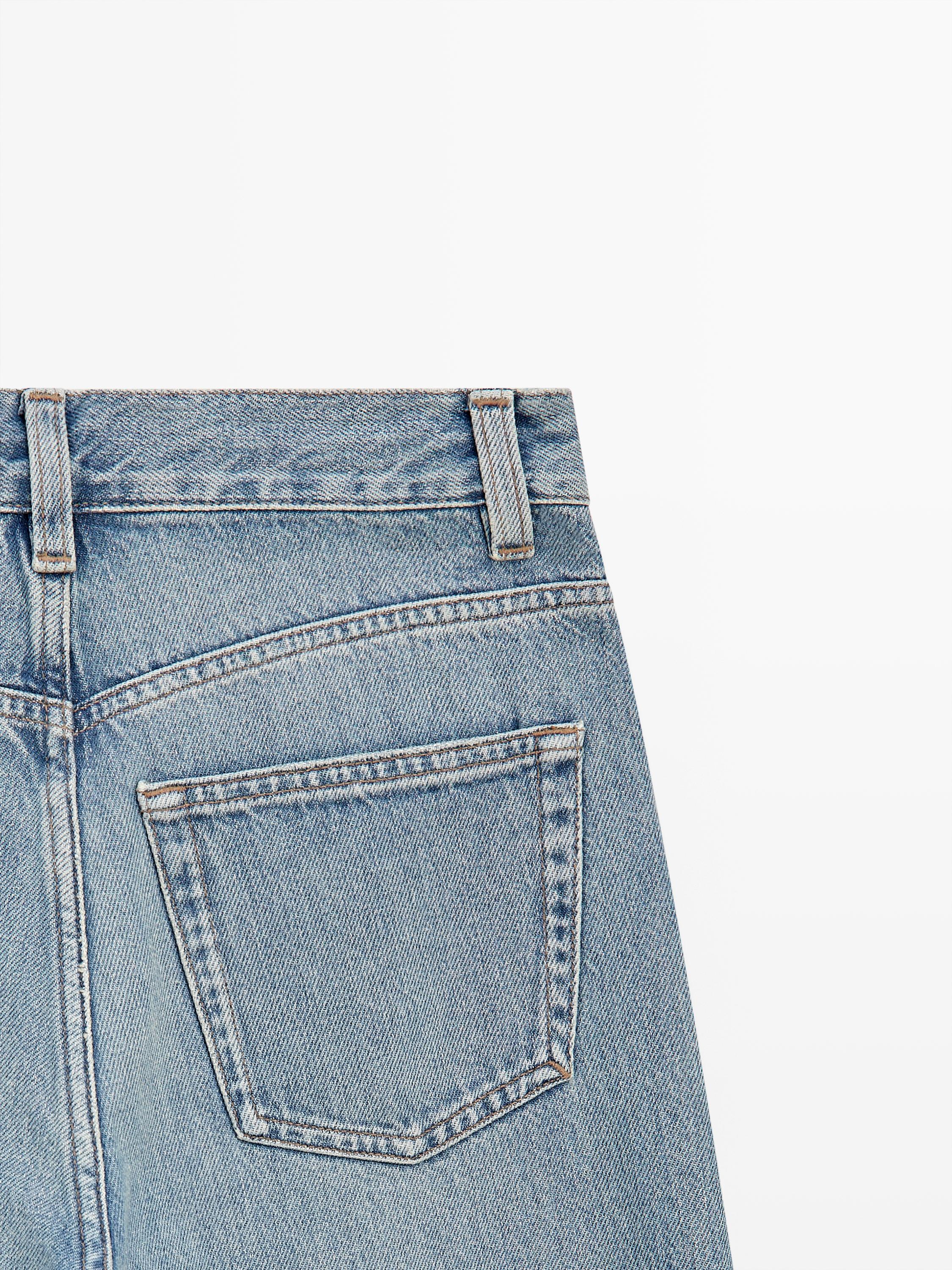 High-waist wide-leg jeans